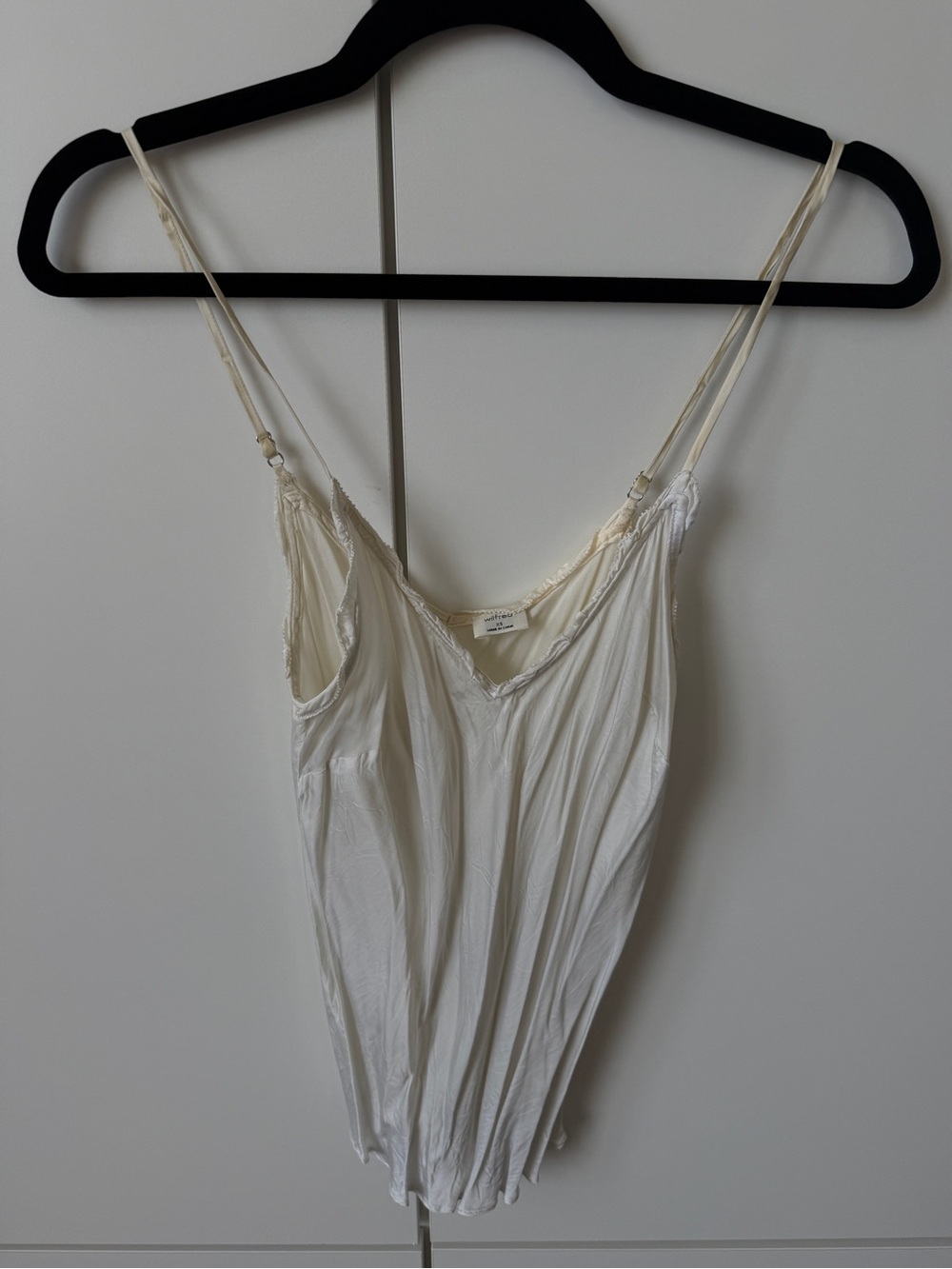 Aritzia Silky Top